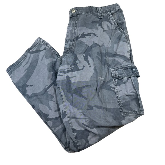 Wrangler Mens 38 X 30 Gray Camo Cargo Pants DISTRESSED Regular‎ Taper Utility - Picture 1 of 8